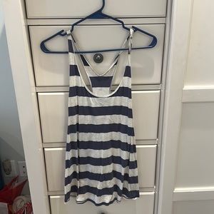 Lululemon tank- old school design!